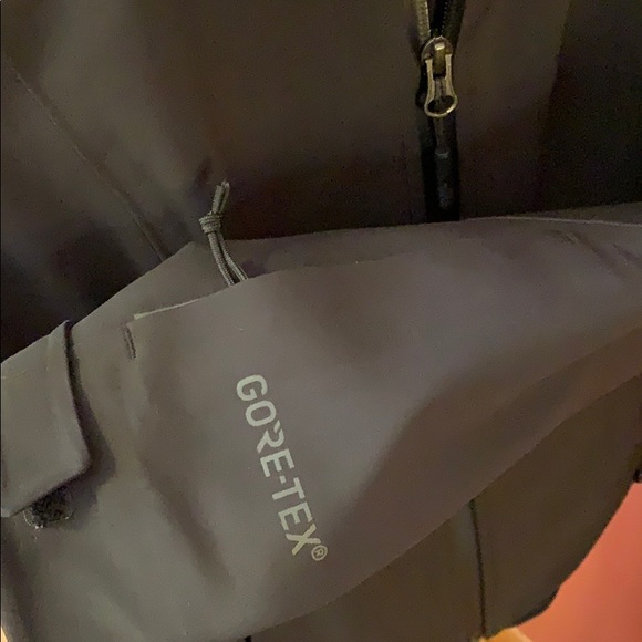 Women’s North Face Apex Flex GTX Jacket, XS - Picture 5 of 5